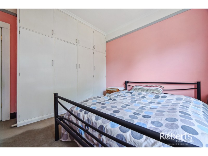 23 George Town Road, Newnham TAS 7248