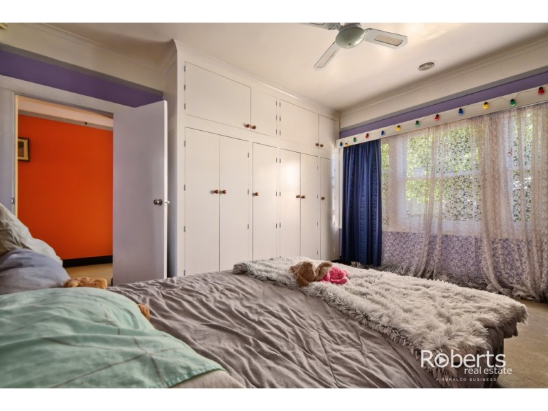 23 George Town Road, Newnham TAS 7248