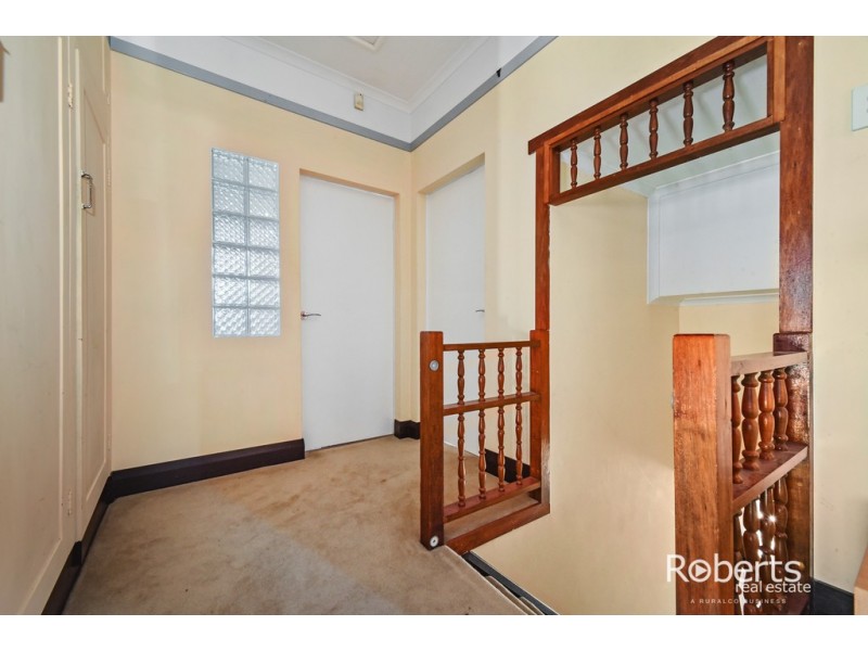 23 George Town Road, Newnham TAS 7248