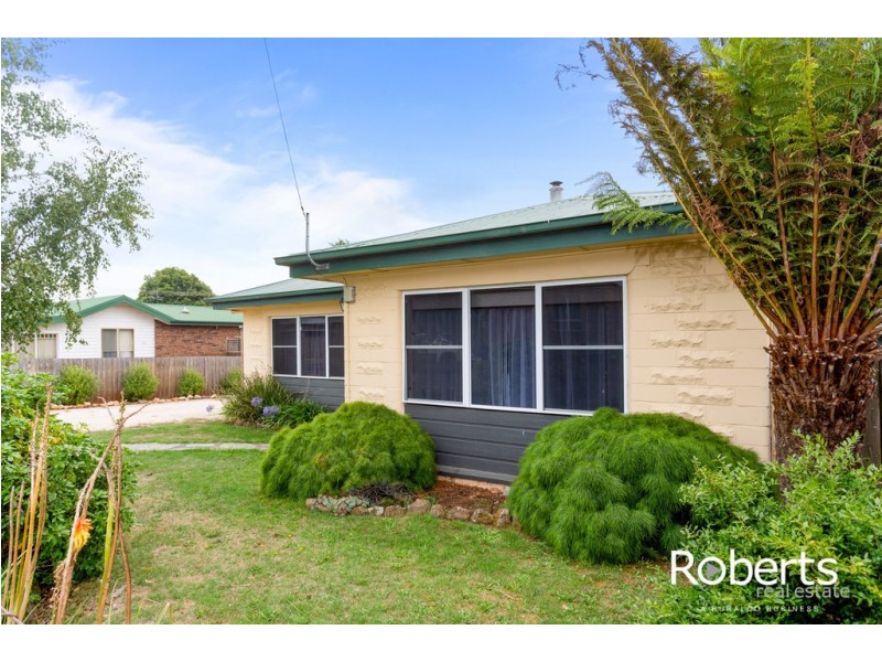 6 Christopher Street, Scottsdale TAS 7260
