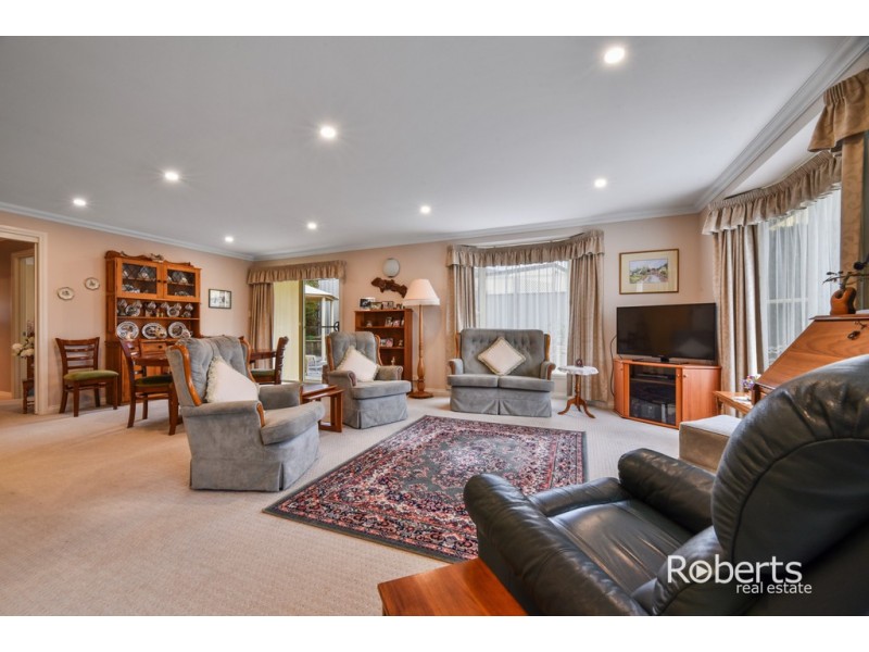 2/3 Bronte Court, Riverside TAS 7250