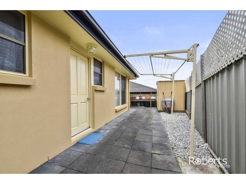 2/3 Bronte Court, Riverside TAS 7250