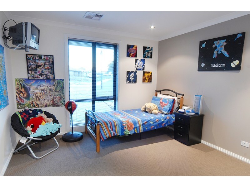 1 Grange Court, Newnham TAS 7248