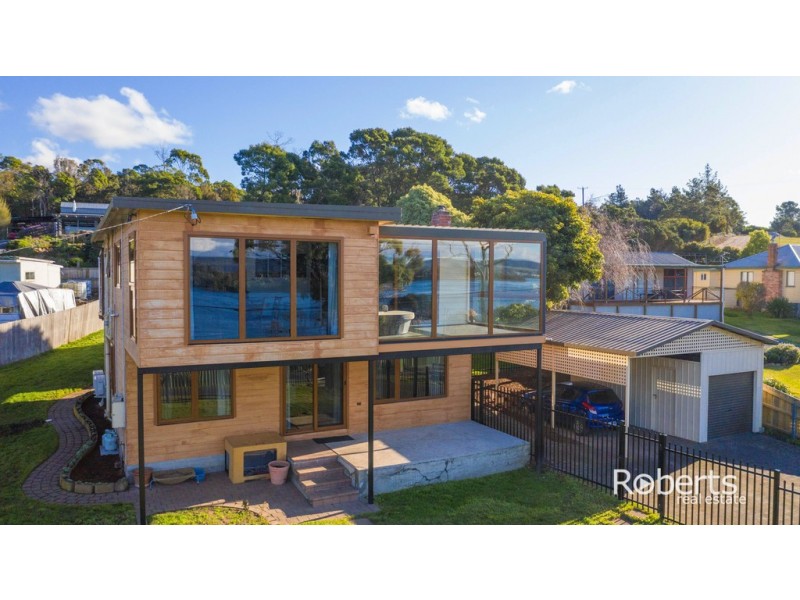 82 Sunset Boulevard, Clarence Point TAS 7270