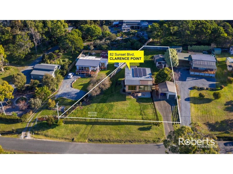 82 Sunset Boulevard, Clarence Point TAS 7270