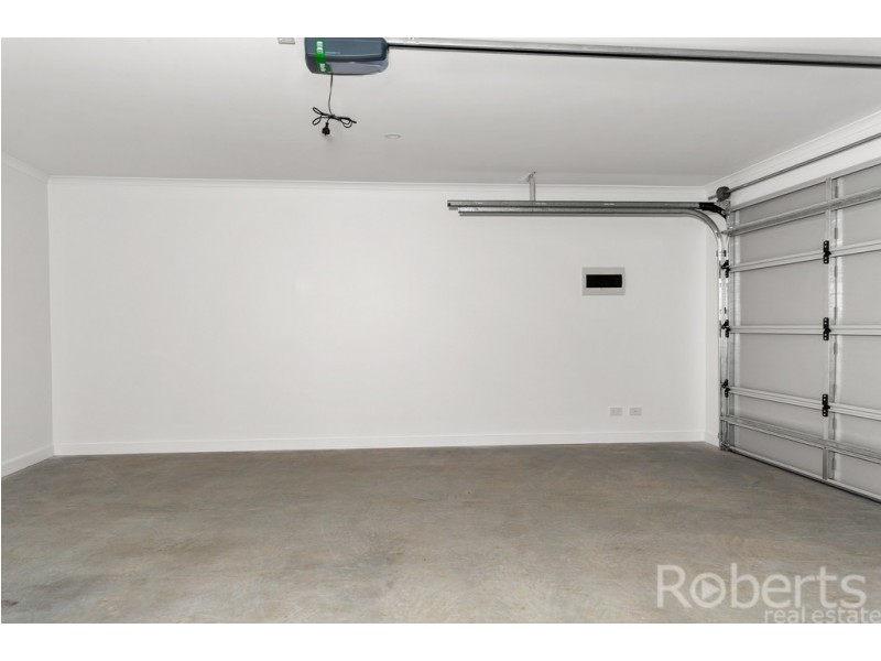 2/8 Sturgis Place, Prospect Vale TAS 7250