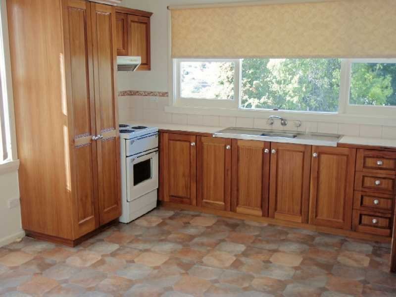 18 Albert Street, Youngtown TAS 7249