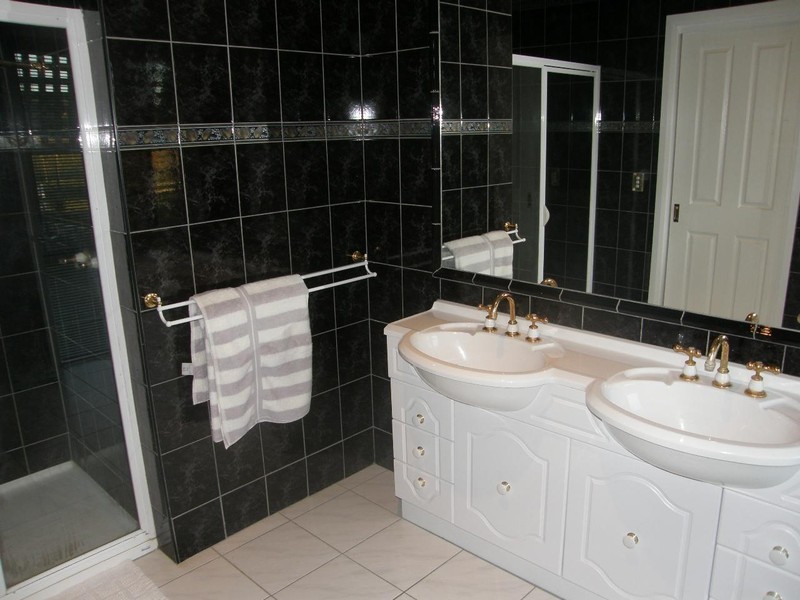 9 Marina Court, Low Head TAS 7253