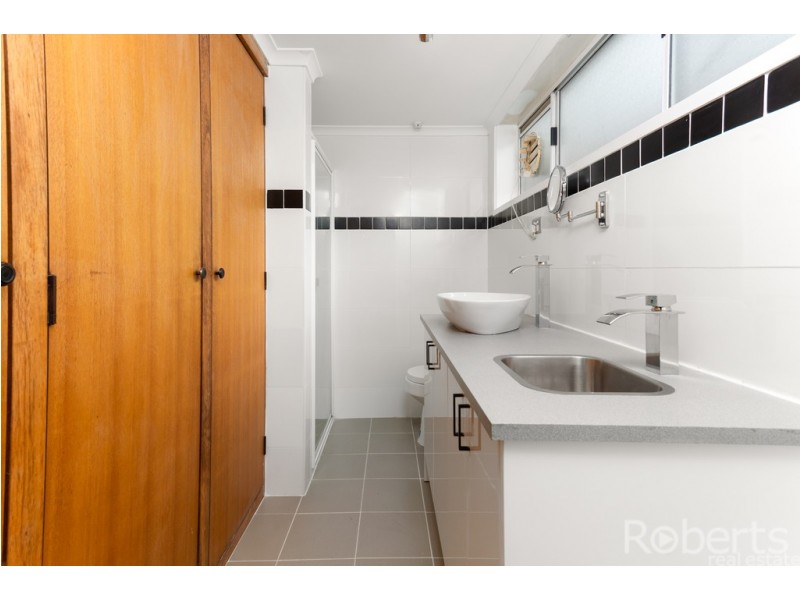 1/183 Hobart Road, Kings Meadows TAS 7249