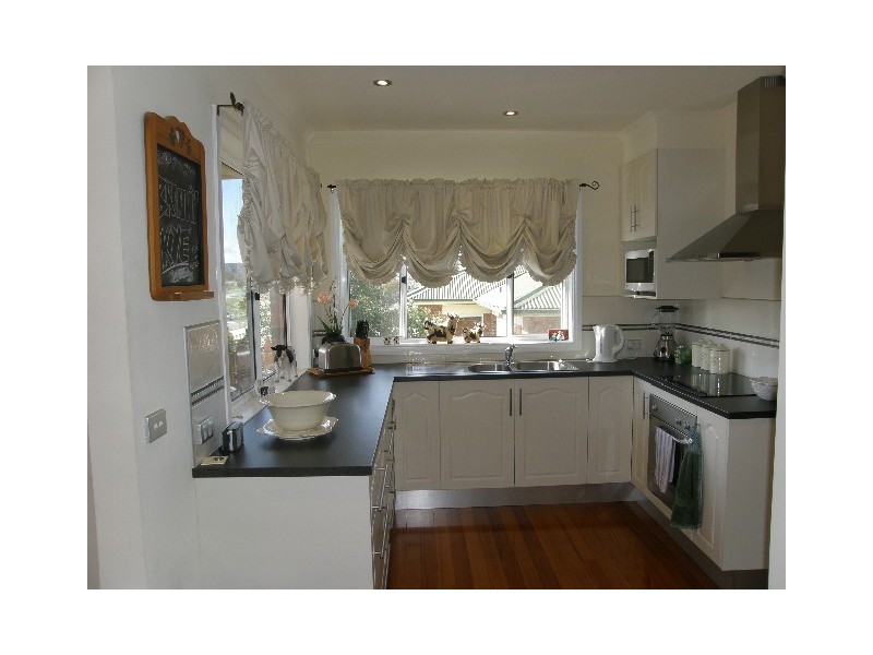 12  Napoleon Street, Youngtown TAS 7249