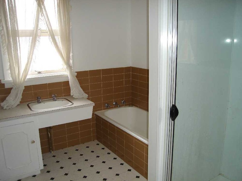 17 Maroney Street, Kings Meadows TAS 7249