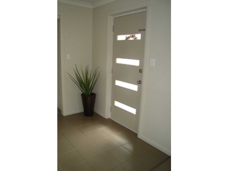 2/38 Bethune Place, Newnham TAS 7248