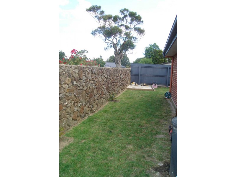 2/38 Bethune Place, Newnham TAS 7248