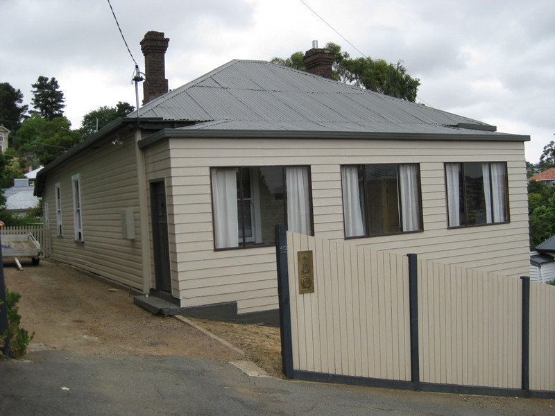 19 Melbourne Street, South Launceston TAS 7249