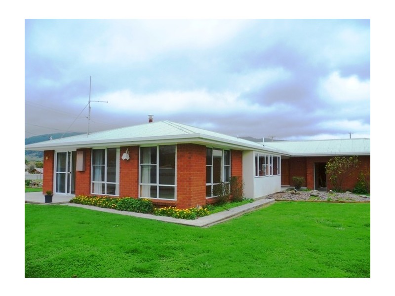 26 Station Road, Lilydale TAS 7268