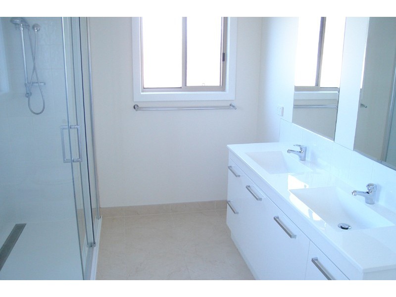 3/35 Rothesay Close, Newnham TAS 7248