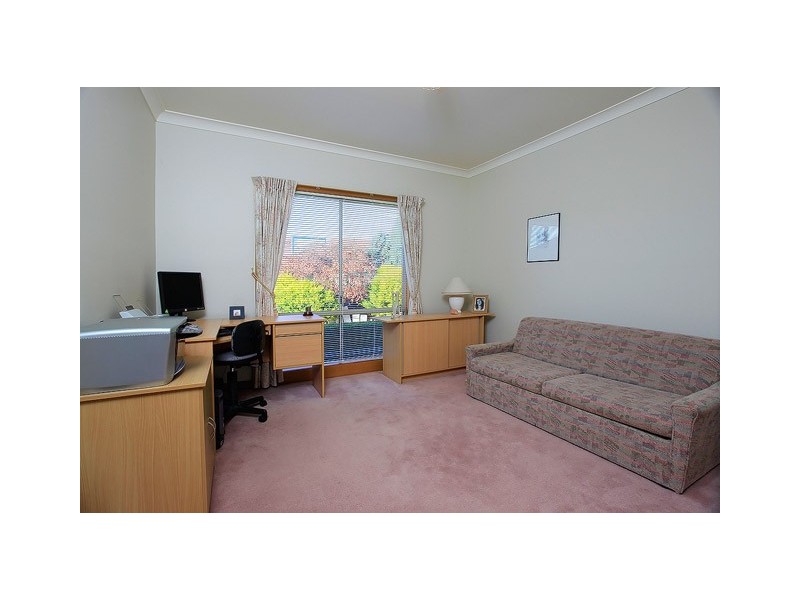 3 Oakmont Way, Prospect Vale TAS 7250