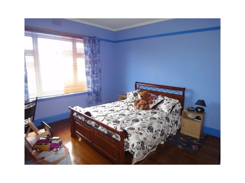 3 Veulalee Avenue, Trevallyn TAS 7250