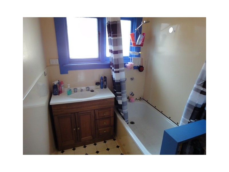 3 Veulalee Avenue, Trevallyn TAS 7250