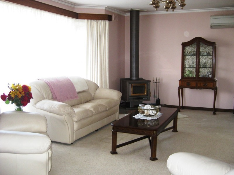 28 Julie Crescent, Newnham TAS 7248