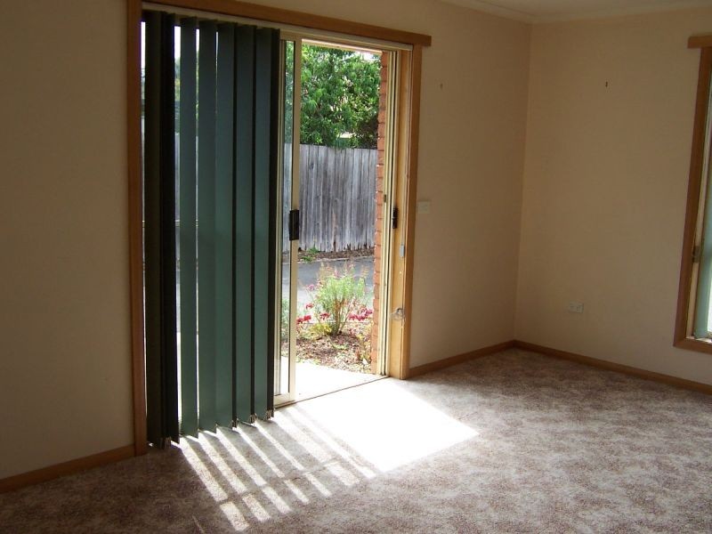 2/39 Parklands Parade, Newnham TAS 7248