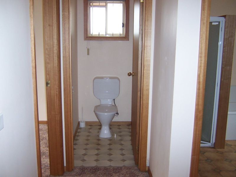 2/39 Parklands Parade, Newnham TAS 7248