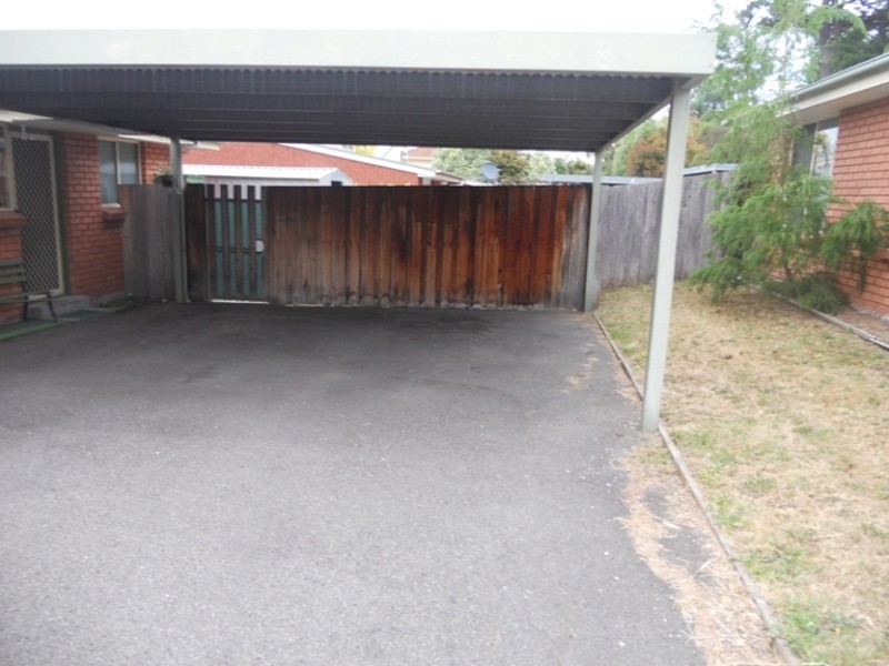 2/39 Parklands Parade, Newnham TAS 7248