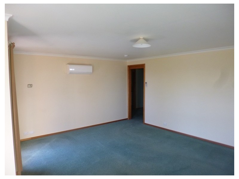 2/147 Peel Street, Summerhill TAS 7250