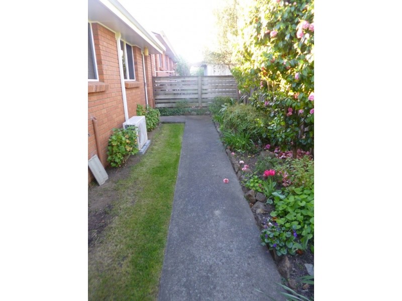 2/147 Peel Street, Summerhill TAS 7250