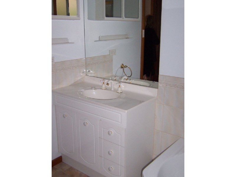 2/2 Andrea Place, Riverside TAS 7250