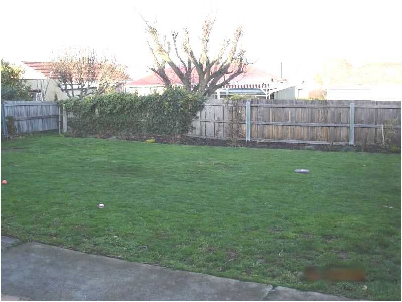 13 Helenwood Grove, Newnham TAS 7248