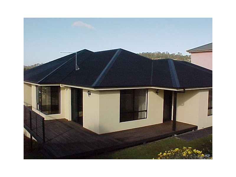 1 Grenadier Court, Trevallyn TAS 7250