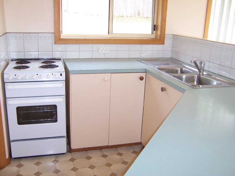 2/39 Parklands Parade, Newnham TAS 7248