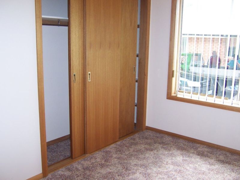 2/39 Parklands Parade, Newnham TAS 7248