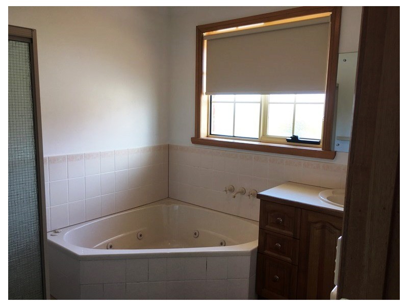 1/127 Cormiston Road, Riverside TAS 7250