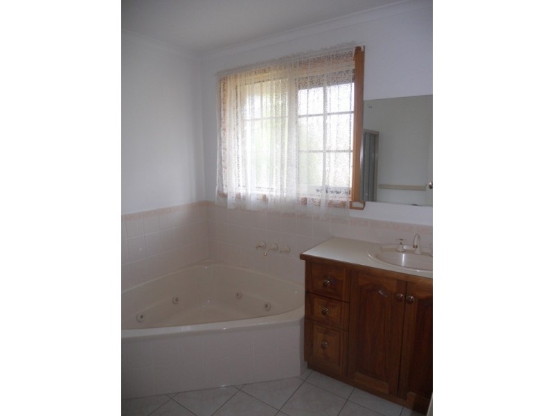 2/127 Cormiston Road, Riverside TAS 7250