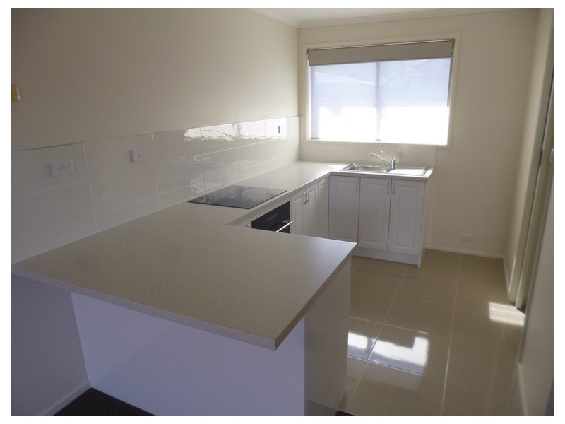 2/49 Country Club Avenue, Prospect TAS 7250