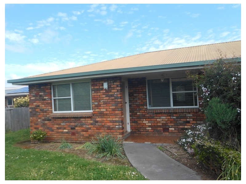 2/14-16 Parklands Parade, Newnham TAS 7248