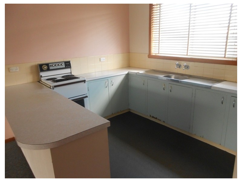 2/14-16 Parklands Parade, Newnham TAS 7248