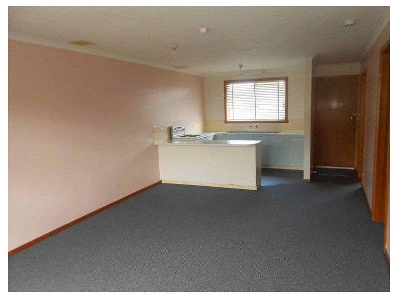 2/14-16 Parklands Parade, Newnham TAS 7248