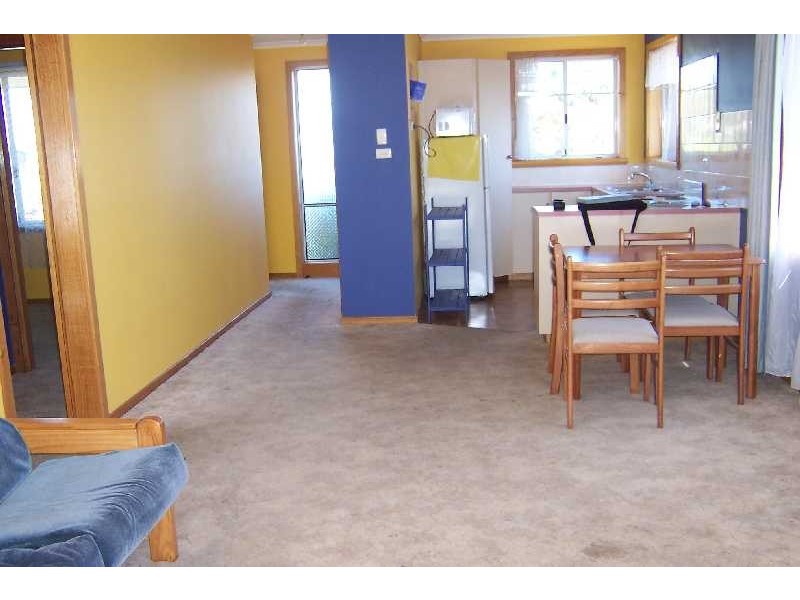 1/6 Patricia Place, Newnham TAS 7248