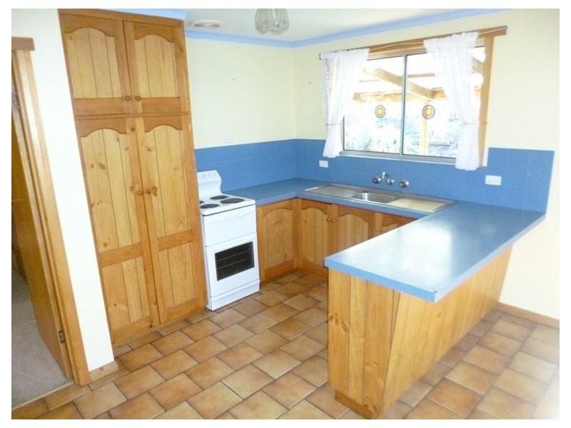 27 Parklands Parade, Newnham TAS 7248