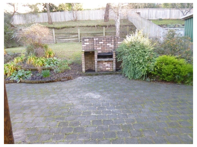 27 Parklands Parade, Newnham TAS 7248