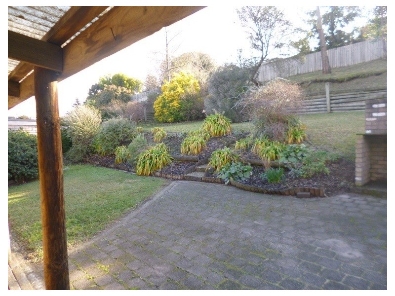 27 Parklands Parade, Newnham TAS 7248