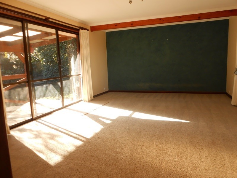 9 Hall Court, Summerhill TAS 7250