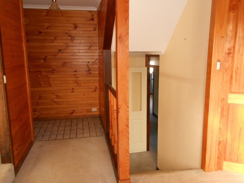 9 Hall Court, Summerhill TAS 7250
