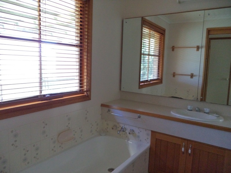 34 Rossmoyne Street, Norwood TAS 7250