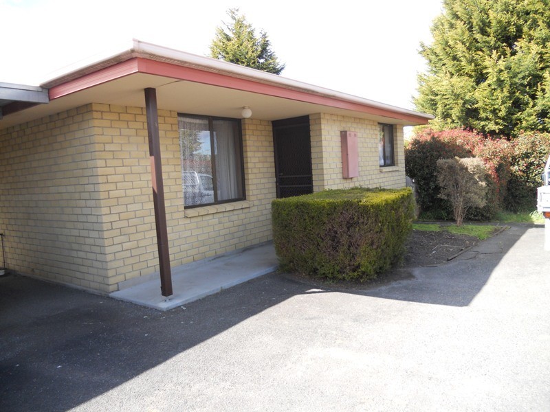 4/4 Norman Court, Newnham TAS 7248