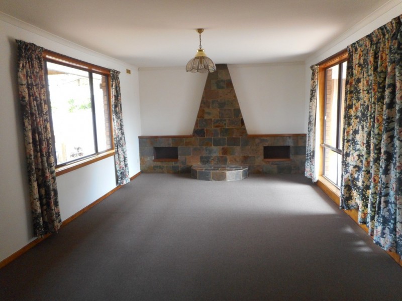 9 Mount Stuart Drive, Newnham TAS 7248