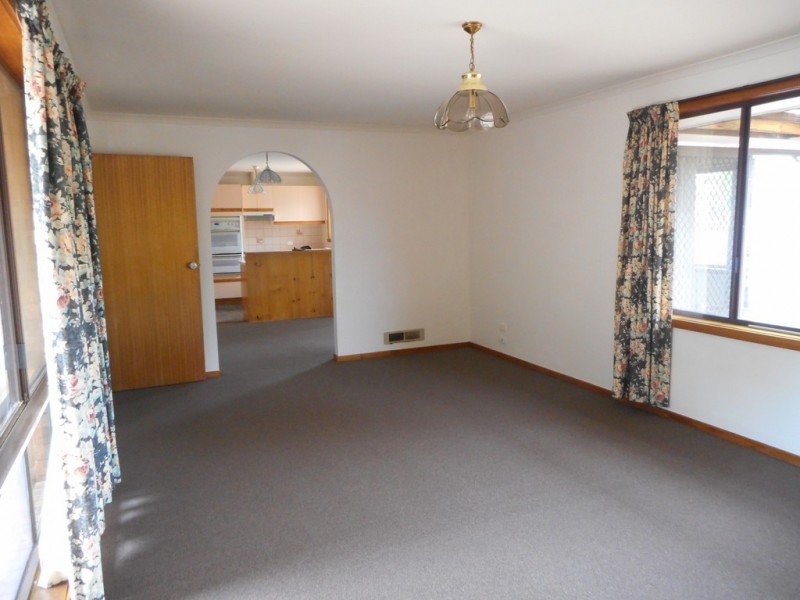 9 Mount Stuart Drive, Newnham TAS 7248